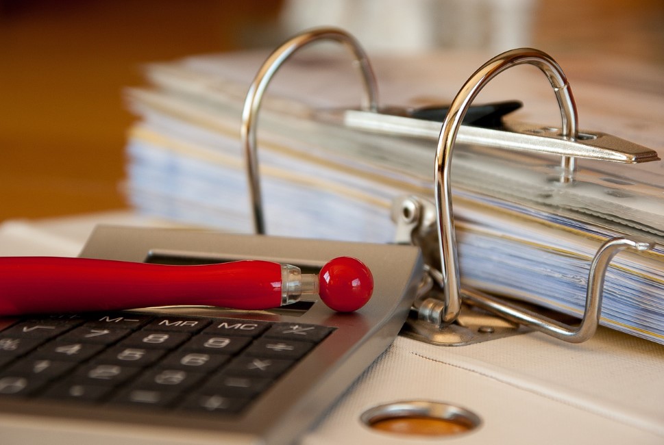 How Accounting Services Ensure Regulatory Adherence